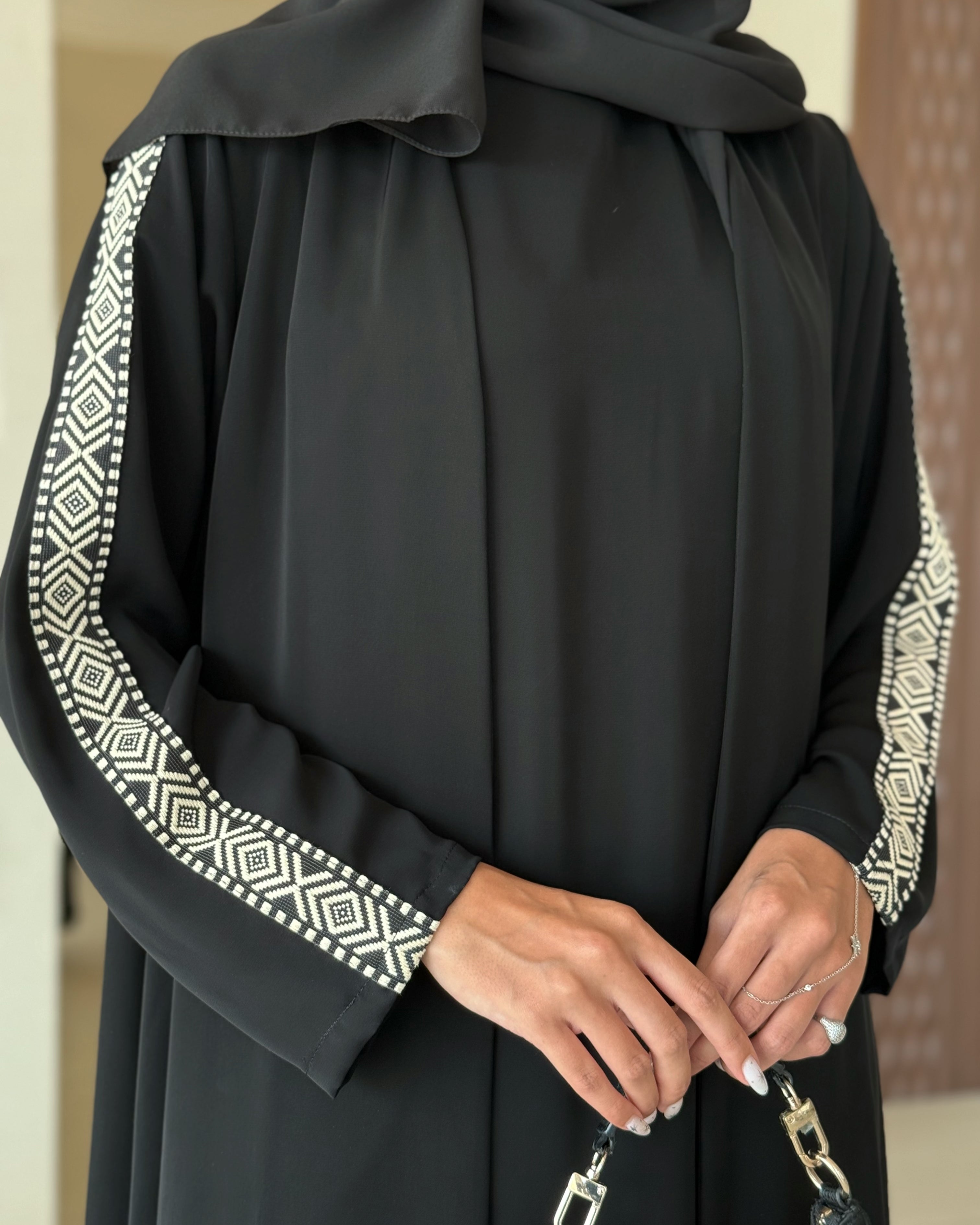 Velo-Black