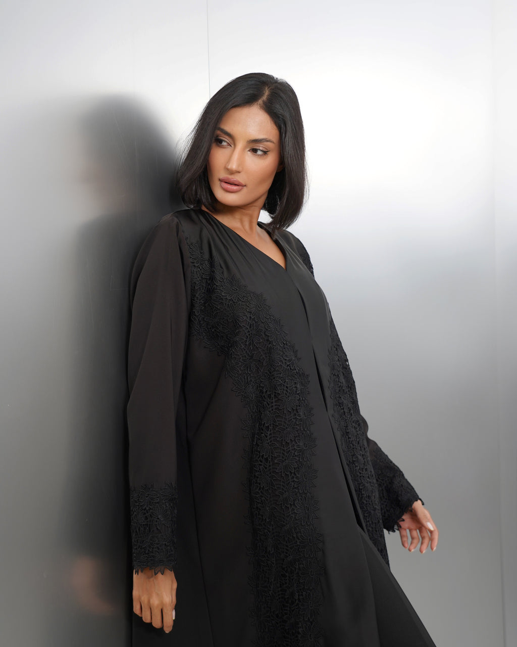Nila-Black