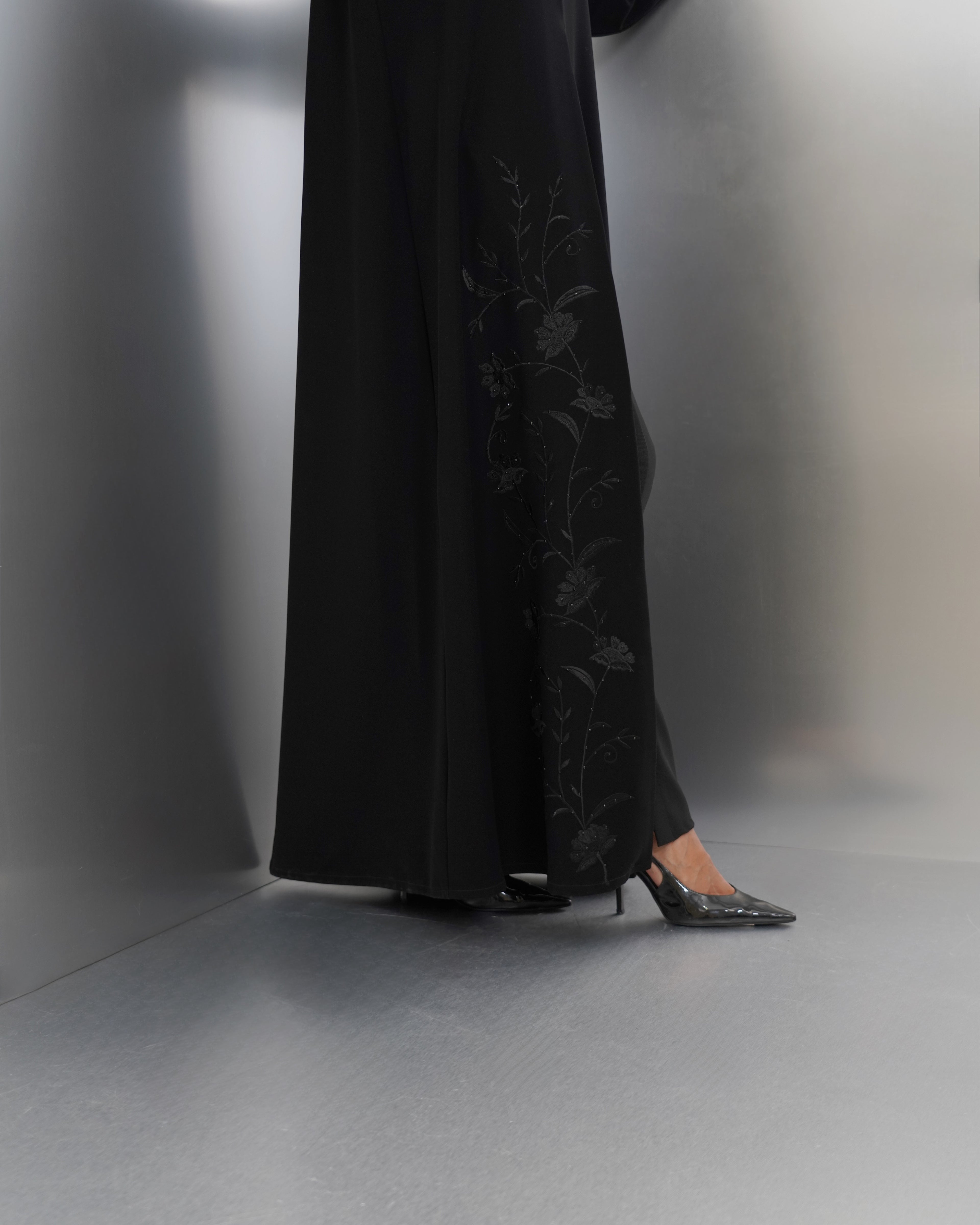 Aino-Black