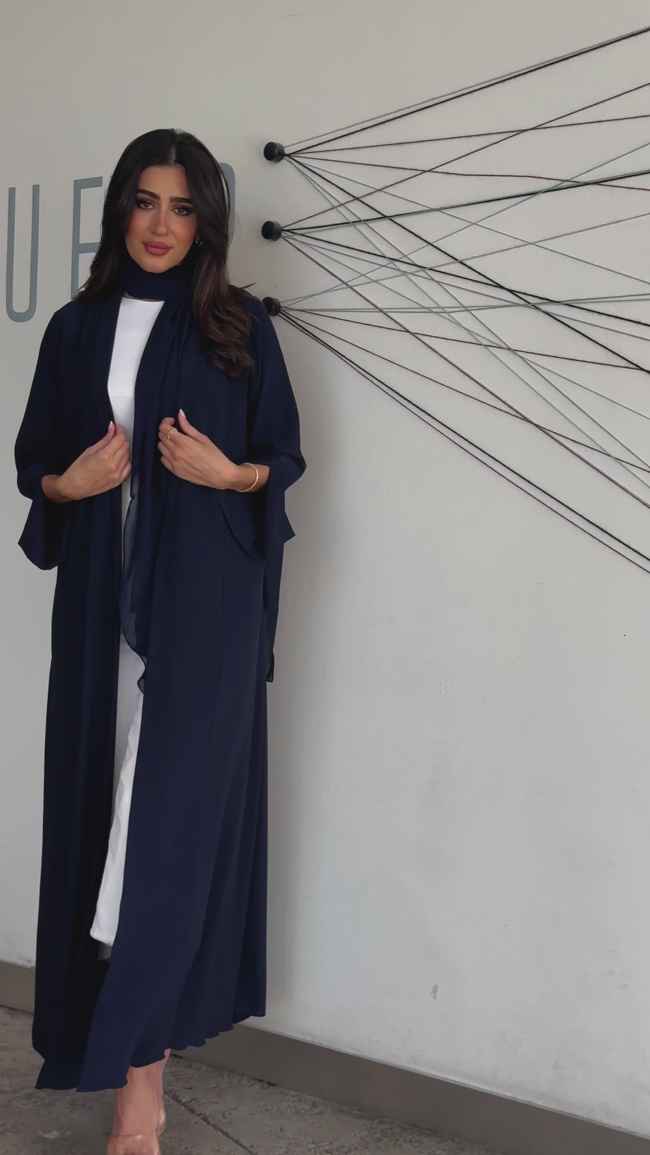 Sultana Navy Abaya