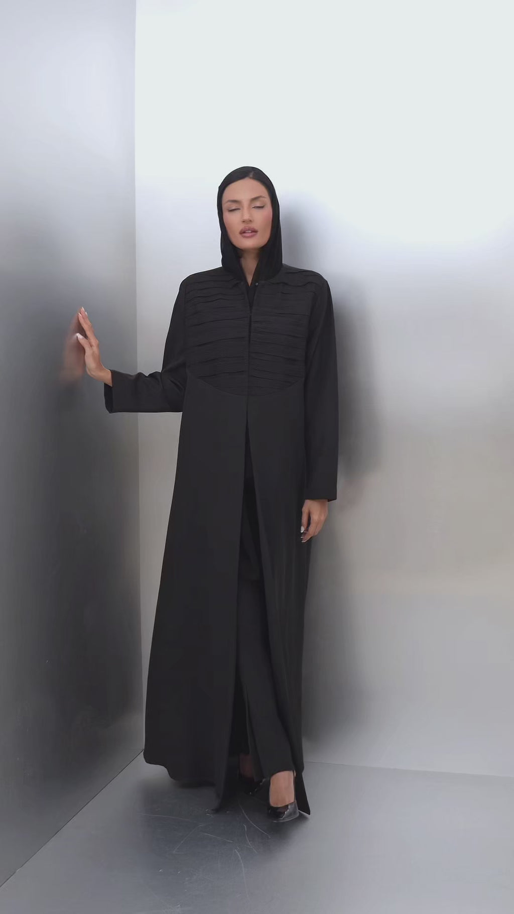 Hilla-Black